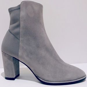 STUART WEITZMAN SUEDE LEATHER BOOTS.